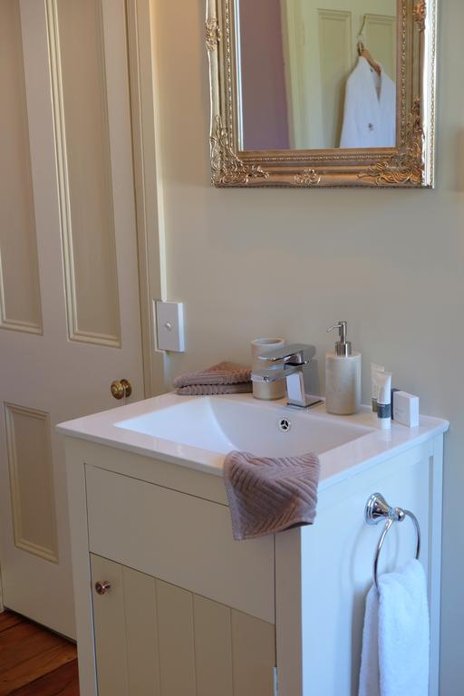 Oinako Bed & Breakfast Akaroa Room photo